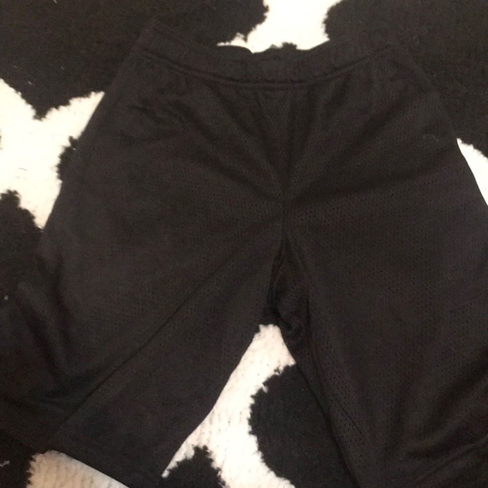 Boy Champion Basketball Shorts. Size M (8-10).